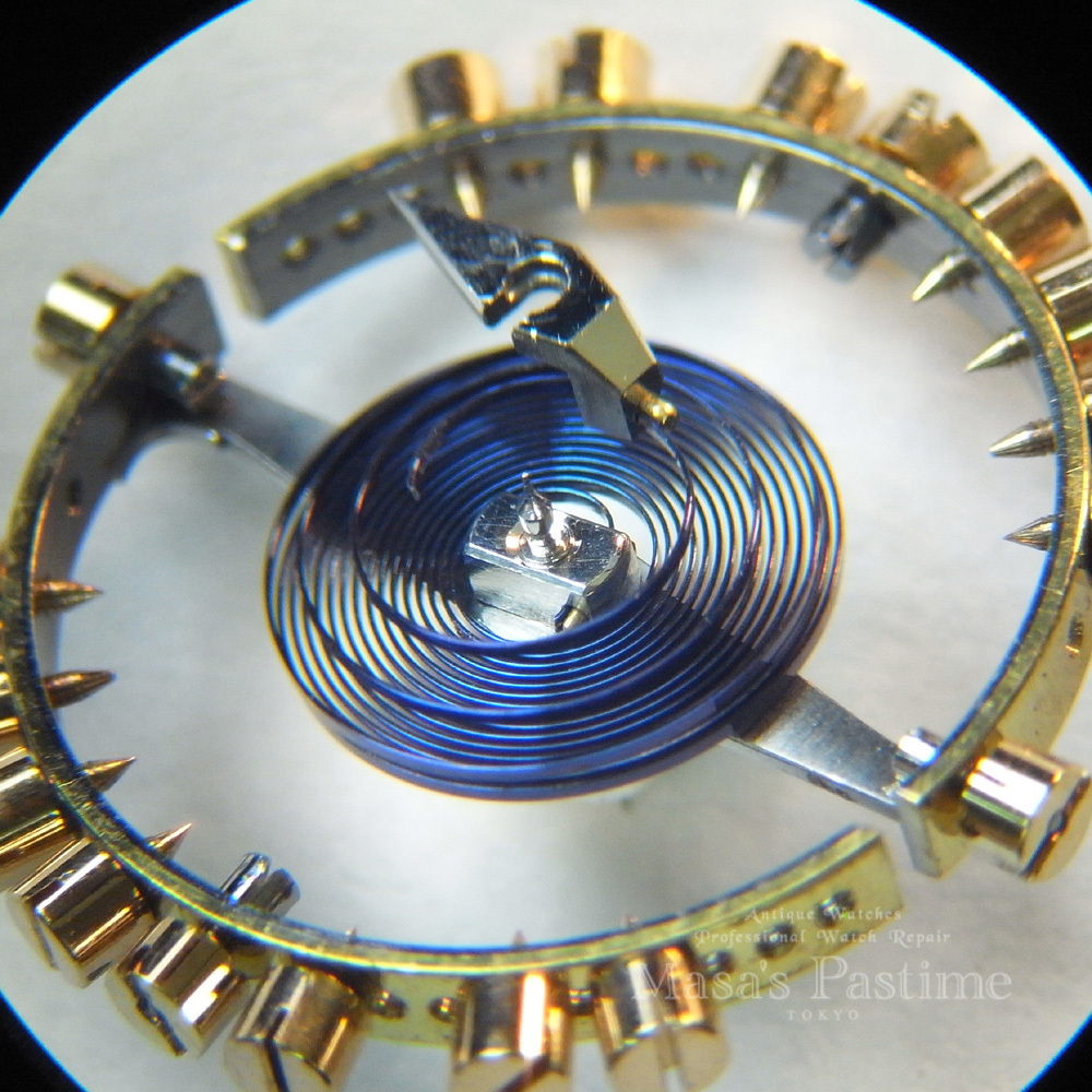 イングリッシュレバー三重巻き上げヒゲ